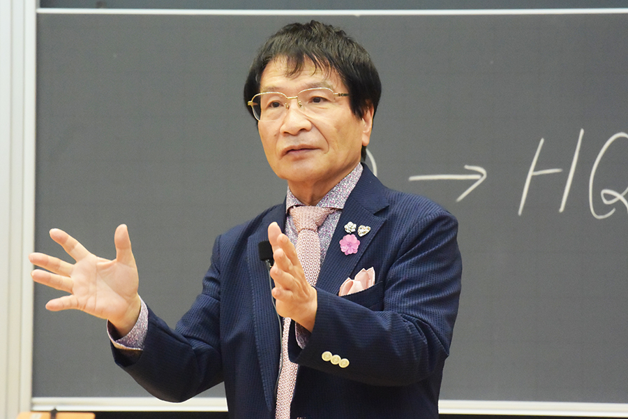 尾木ママの熱いトークが続いた