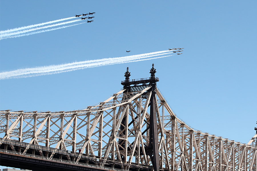 ニューヨークで行われた儀礼飛行【写真：Getty Images】