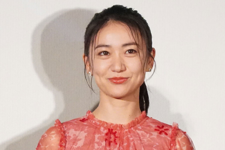 大島優子、うるツヤ美肌と二の腕で魅了　“夏の装い”に「色気倍増しとるやん」「素敵」