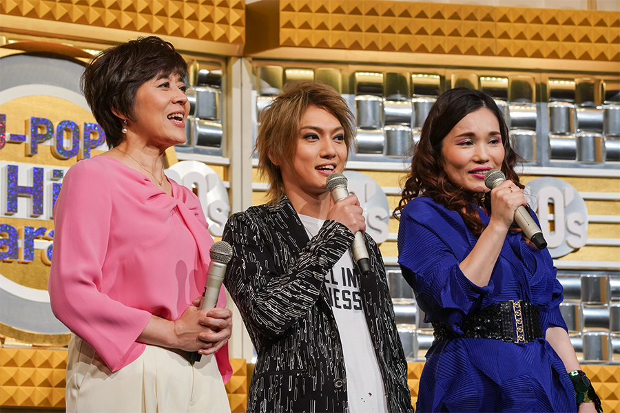 (左から)NHK武内陶子アナウンサー、喜矢武豊(ゴールデンボンバー)、平野ノラ　(C)NHK