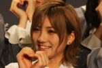 AKB48」15周年記念コラボグッズ第8弾 かわいいソックスは岡田奈々が