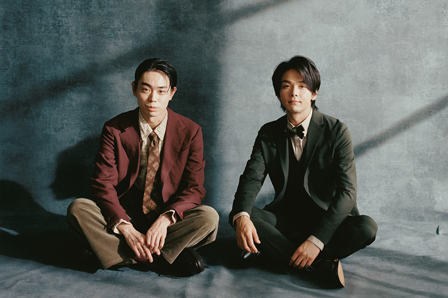 菅田将暉と中村倫也の音楽共演がサプライズ発表　コラボ楽曲「サンキュー神様」配信