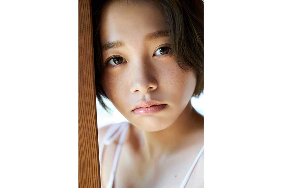 日本一可愛い女子高生・新田あゆなの快進撃が止まらない　1月は5誌のグラビア登場