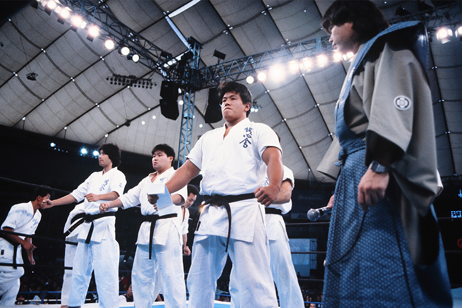 1・4のリングに上がった誠心会館勢　新日本に挑戦状を叩きつけた（92年1月）【写真：平工 幸雄】