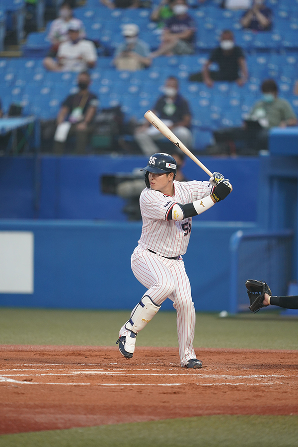 村上宗隆選手が吉本興業とマネジメント契約