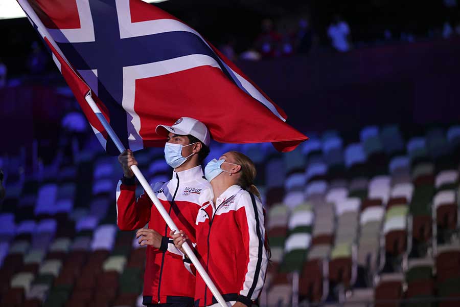 東京五輪開会式でのノルウェー選手団【写真：AP】