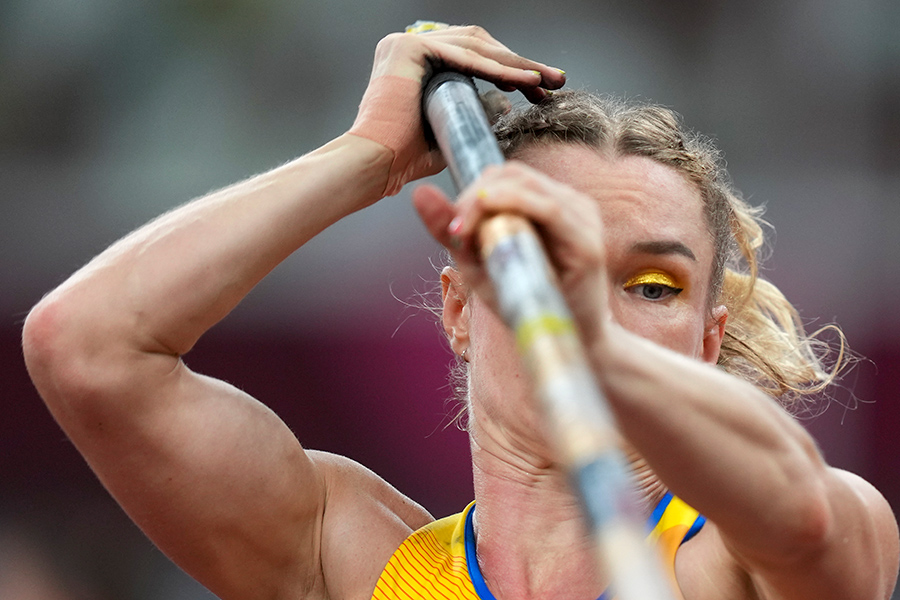 東京五輪・陸上女子棒高跳びのウクライナ代表ヤナ・フラディチュク【写真：AP】