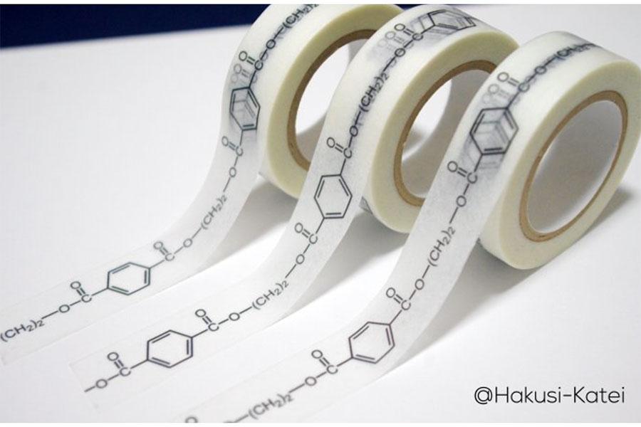 「化学構造式」をデザインしたマスキングテープ【写真：ものりさん提供】