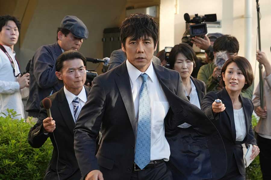 「真犯人フラグ」第2話、西島秀俊演じる主人公への疑惑の声　真実を追い求める戦いがスタート