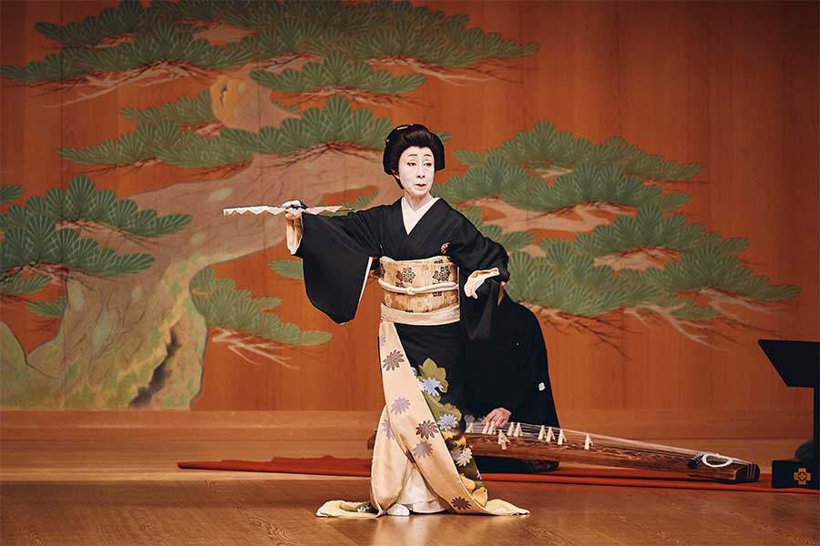 「市川姓」を認められた名古屋の女性伝統芸能者・市川櫻香【写真提供：日本の伝統文化をつなぐ実行委員会】