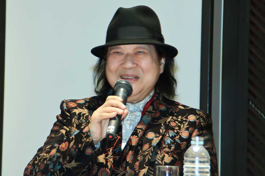 ミッキー吉野、新アルバムは名だたるアーティストが参加「ご褒美だと思いました」