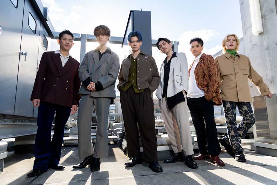 DEEP SQUAD（左から）YUICHIRO、宇原雄飛、杉山亮司、TAKA、KEISEI、比嘉涼樹【写真：山口比佐夫】