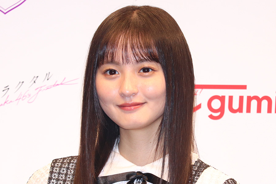 乃木坂46遠藤さくら、“ひょっこり写真”に歓喜の声「心臓が止まるかと」「眩しい！」