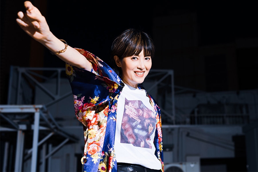 荻野目洋子がウクレレで新境地　「ダンシング・ヒーローだけじゃない」新たな挑戦