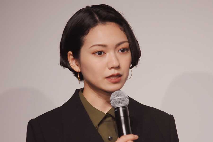 二階堂ふみの「スタイルがすごい」　雑誌撮影ショットにファンほれぼれ「美しすぎる」