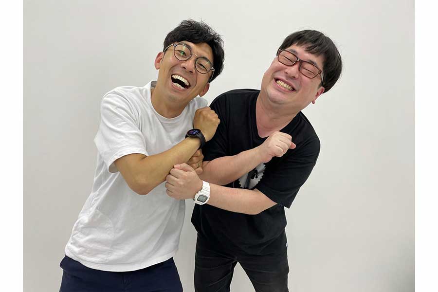 お笑いコンビ「天津」の木村卓寛（左）と向清太朗【写真提供：吉本興業】