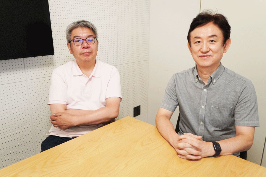 インタビューに応じた佐藤義仁さん（左）と澤昭人さん【写真：ENCOUNT編集部】