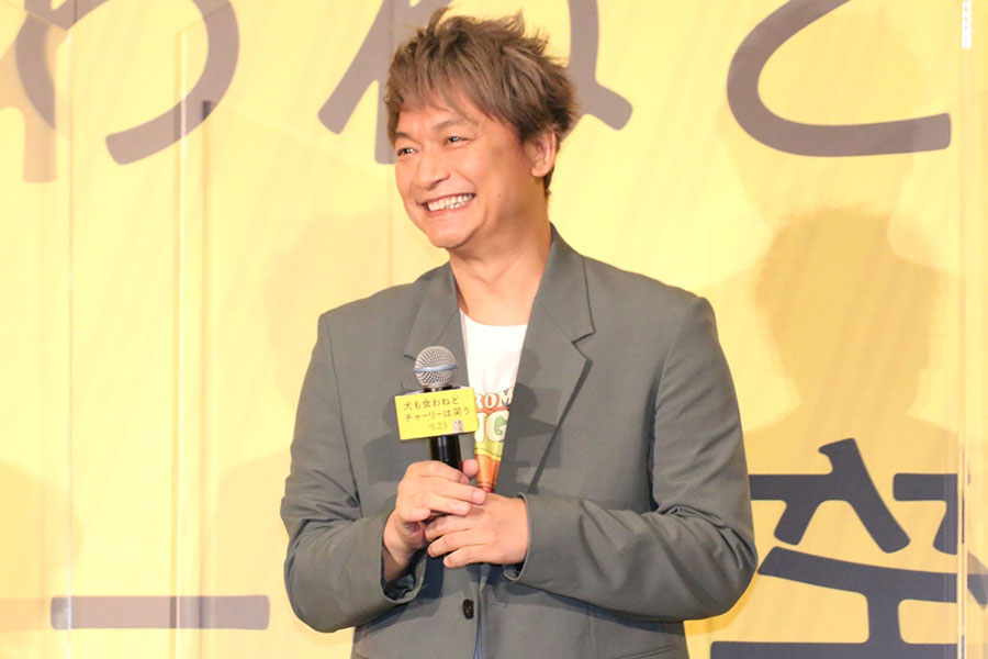 香取慎吾、3年ぶり映画主演で舞台あいさつ登場「映画に出演させていただいて幸せ」