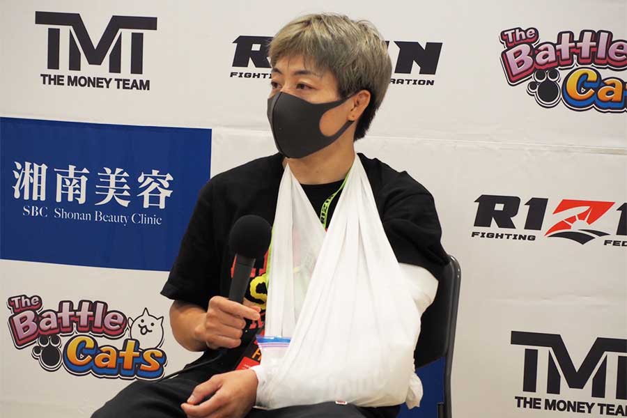 【RIZIN】浜崎朱加、パク・シウに0-3完敗　左手骨折を明かす「手術になるかも」