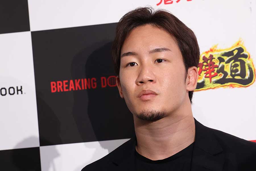 「喧嘩やったら朝倉未来にも勝つ」　50校をシメた伝説“喧嘩自慢”がBreakingDown参戦、一言も発さず試合決定