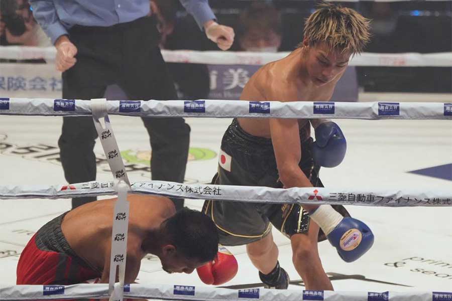 20歳の“逆輸入ボクサー”花田歩夢、世界4位を7回TKO　金星に会心「ここで躓いていたら世界王者になれない」