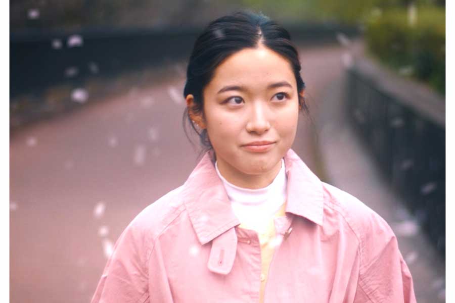 ほのかりん新曲のMVに『ソロモンの偽証』主演女優・藤野涼子が出演「フィルム映画を彷彿させます」