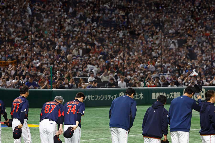 「これはすごい！MLBオフィスも大喜び」　WBCで話題だった米記者、日本から届いた駄菓子に大興奮