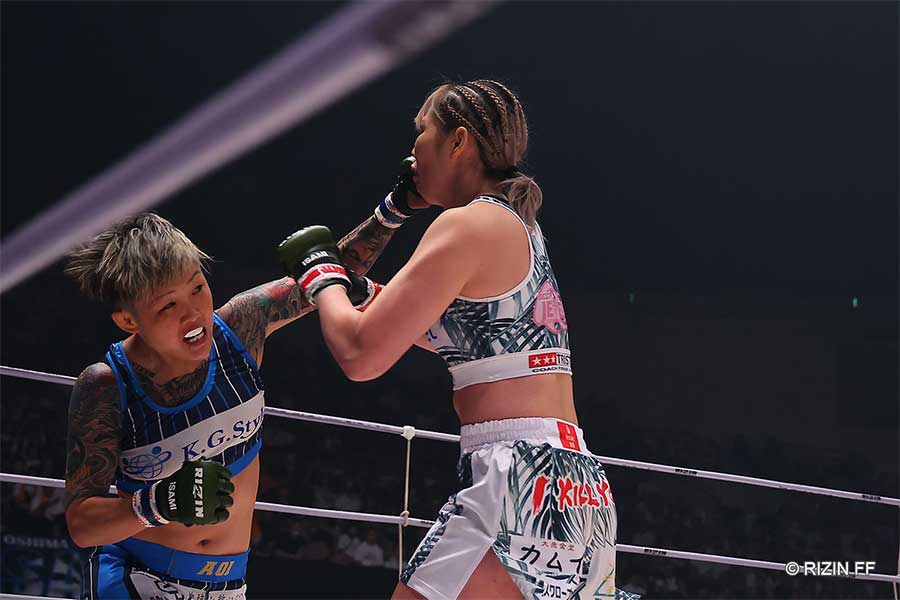 栗山葵、左拳爆発　豪快フルスイングで衝撃の1R・KO勝利【RIZIN】