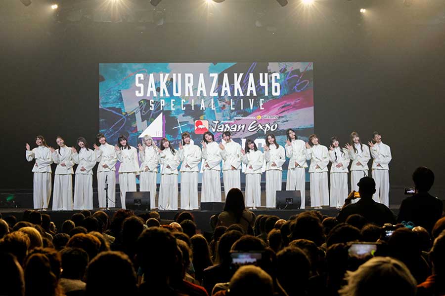櫻坂46がフランスで行われた「Japan Expo Paris 2023」に登場【写真：KASONO TAKAMURA】