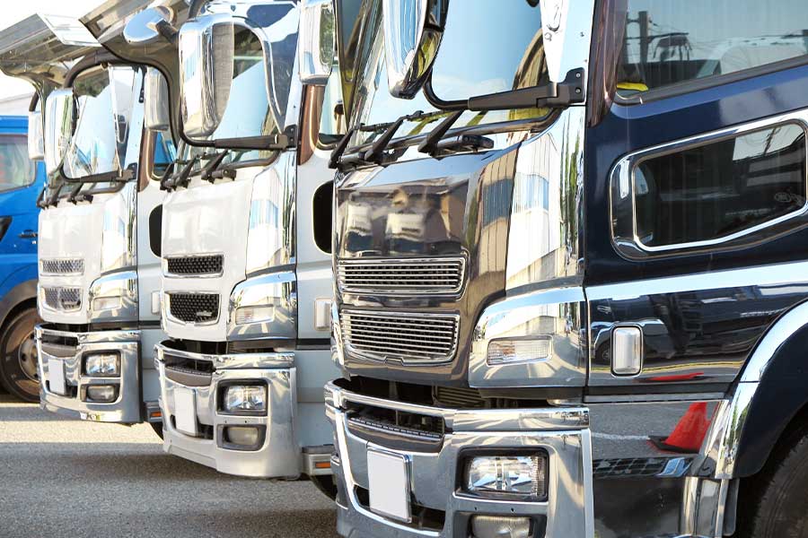 物流業界・トラックドライバーを巡る労働環境は問題が顕在化している（写真はイメージ）【写真：写真AC】