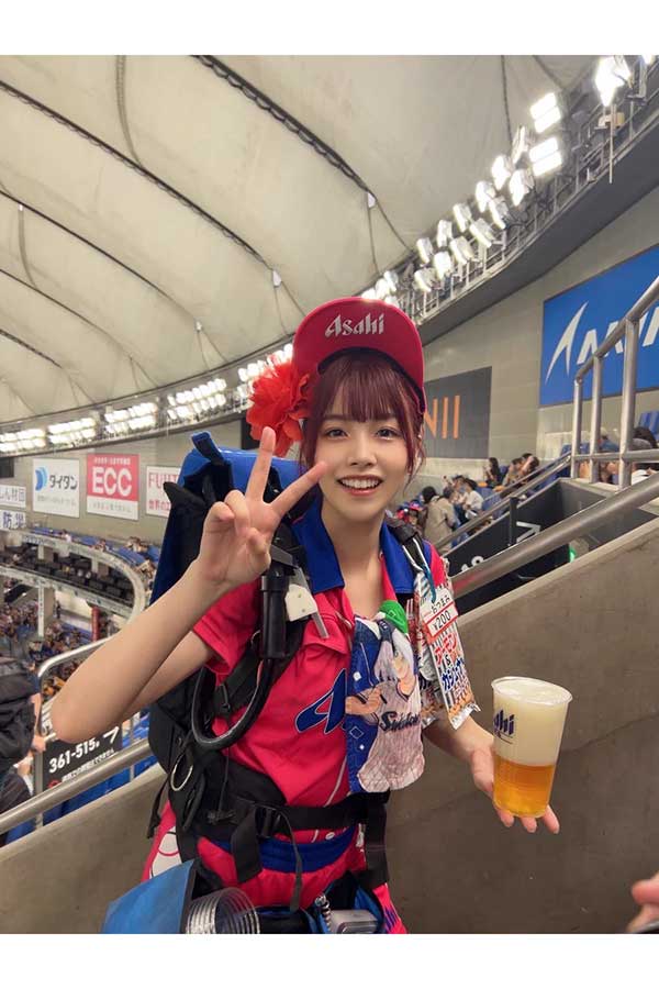 ビール売り子　制服その他