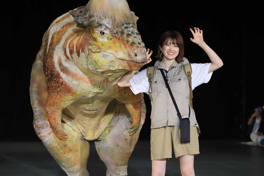 元乃木坂46・樋口日奈が推し恐竜にメロメロ「雰囲気がほわんとしているのが大好き」
