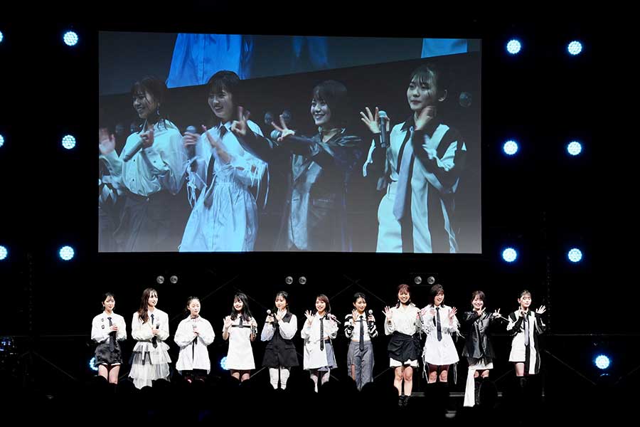 秋元康氏の新アイドル「WHITE SCORPION」11人が決定　ニコ「世界を目指すのが楽しみ」