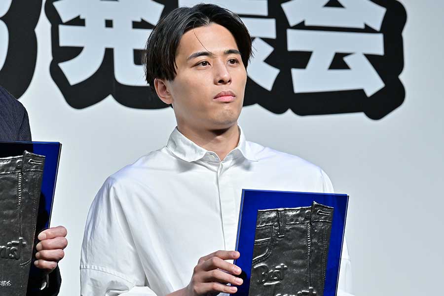 富樫勇樹、バスケ選手で初『ベストジーニスト』受賞　“裸にGジャン”も回避「被りそうで（笑）」