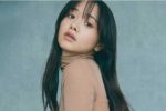 彼女感」で話題の上田操、初の写真集でシャツ1枚 大胆カットに