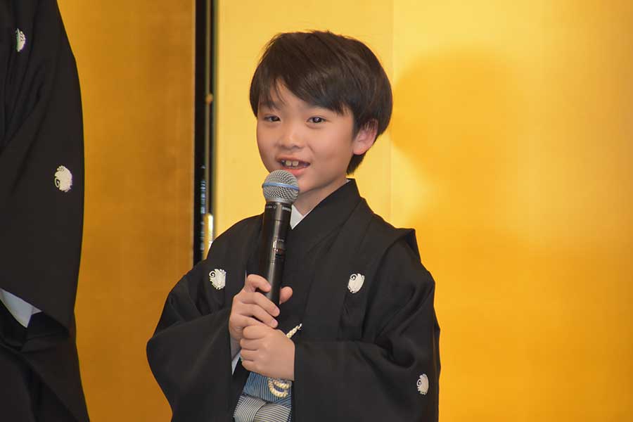 中村梅枝の8歳長男・小川大晴の本音に祖父タジタジ、本当は「プロ野球選手になりたい」