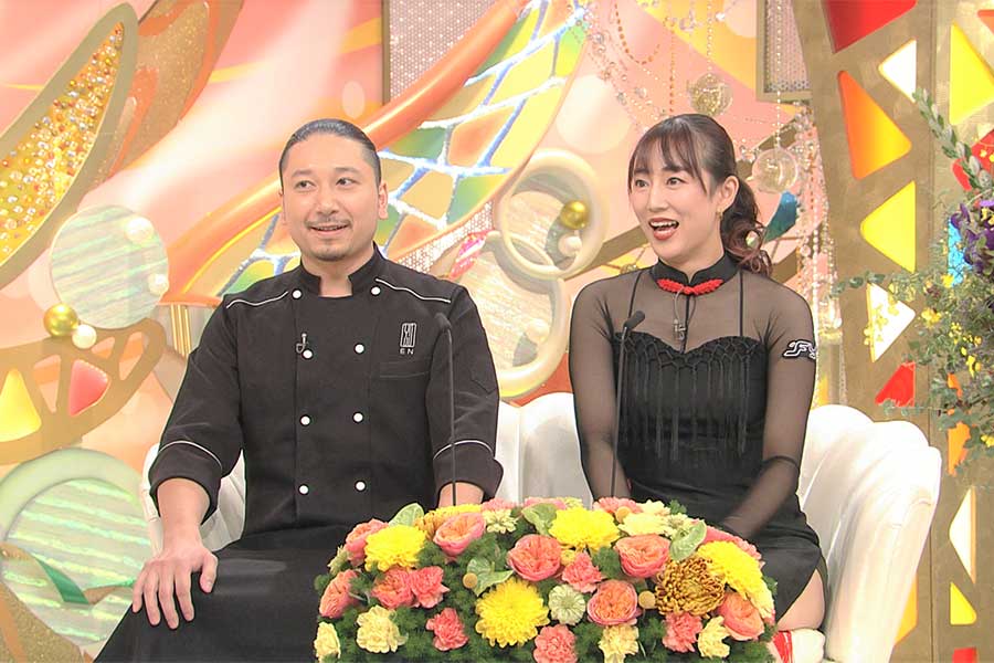 【新婚さん】浜崎あゆみと共演のダンサー妻、鉄板焼き店オーナーに強烈な“肉食アプローチ”