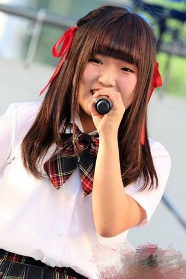 うゆ みゆうが公開したアイドルデビュー当時の姿【写真:X(@miyuu_cats0427)より】