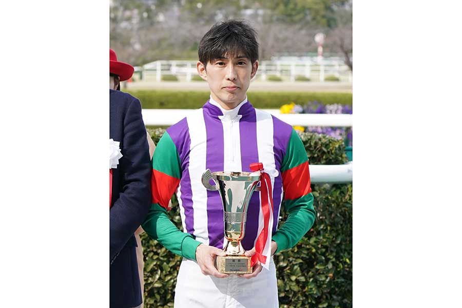 藤岡康太騎手、35歳での別れにネット涙「早過ぎる」「兄が心配」　今年はリーディング10傑の活躍