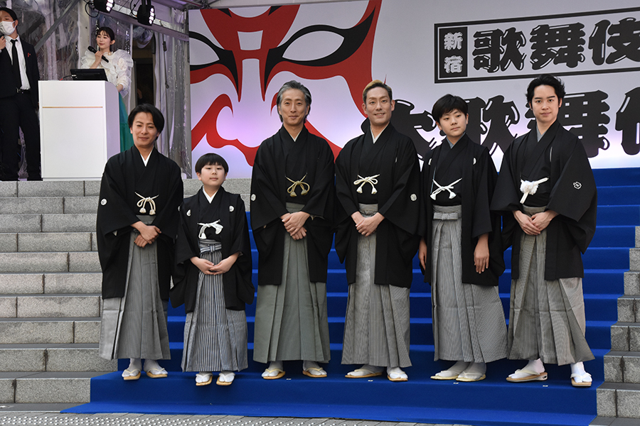 『歌舞伎町大歌舞伎祭』大お練りと舞台あいさつを実施【写真：ENCOUNT編集部】