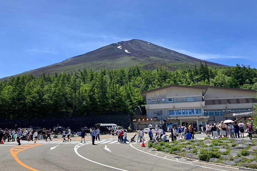 今年から入山料の徴収や事前予約制が導入された富士山【写真：ENCOUNT編集部】