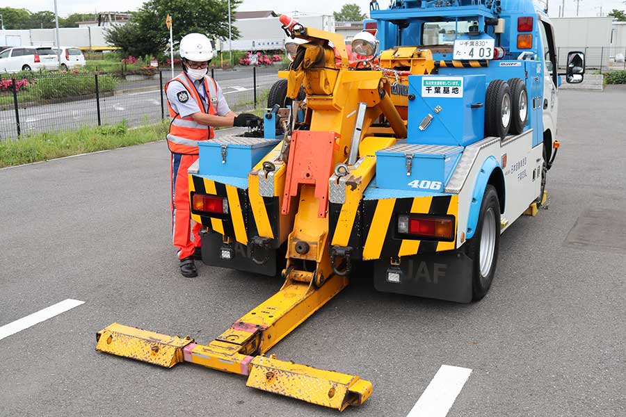 高速道路で多いトラブルにも対応するロードサービス【写真：土田康弘】