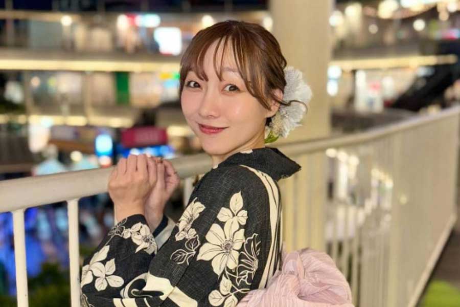 須田亜香里「今年初浴衣」うなじショットをファン絶賛「撮り方が天才」「色気感じます」