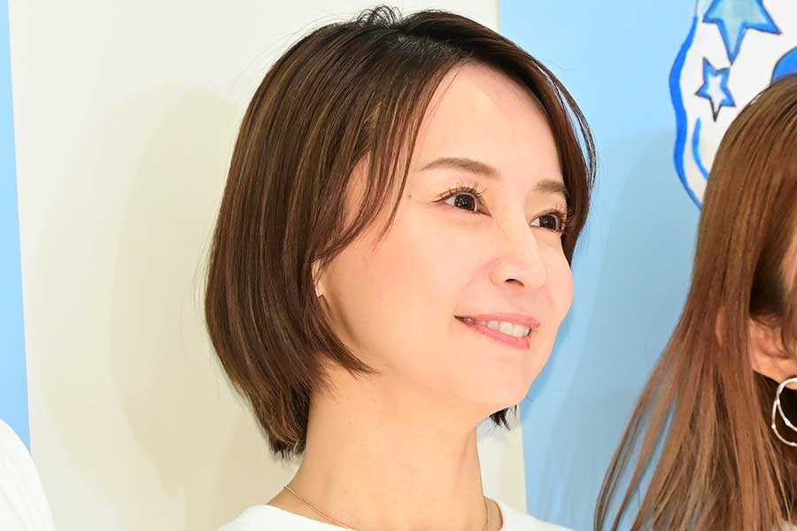 鈴木亜美、整理収納アドバイザーの準1級取得を生報告「整理整頓とか好き」