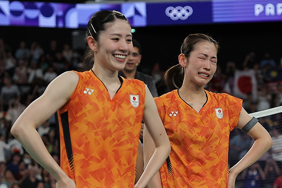 バドミントン女子ダブルスの志田千陽（左）と松山奈未【写真：ロイター】