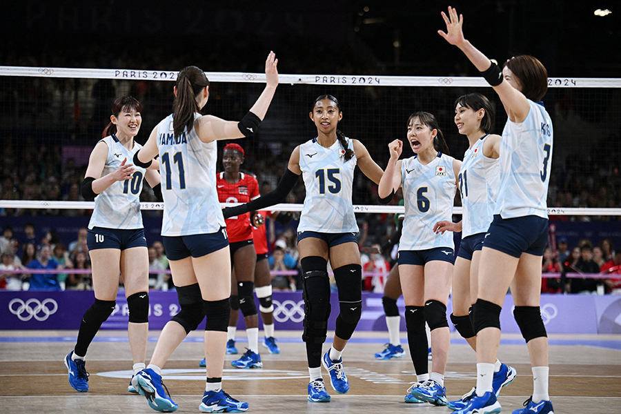 パリ五輪バレーボール女子戦【写真：ロイター】