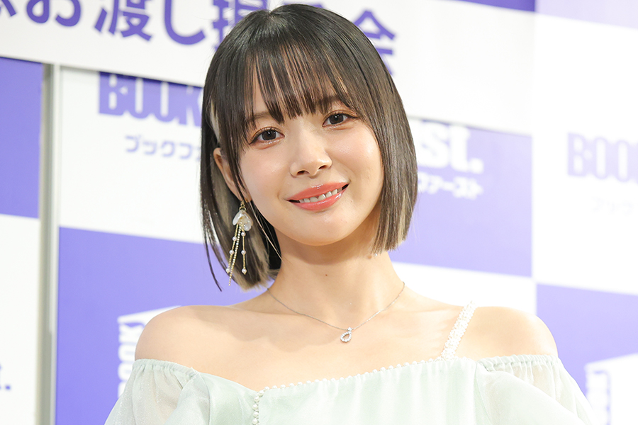 “役満ボディー”岡田紗佳、新ユニ姿の“汚れ”指摘に真相明かす　ファン驚愕「さすがに強すぎ」