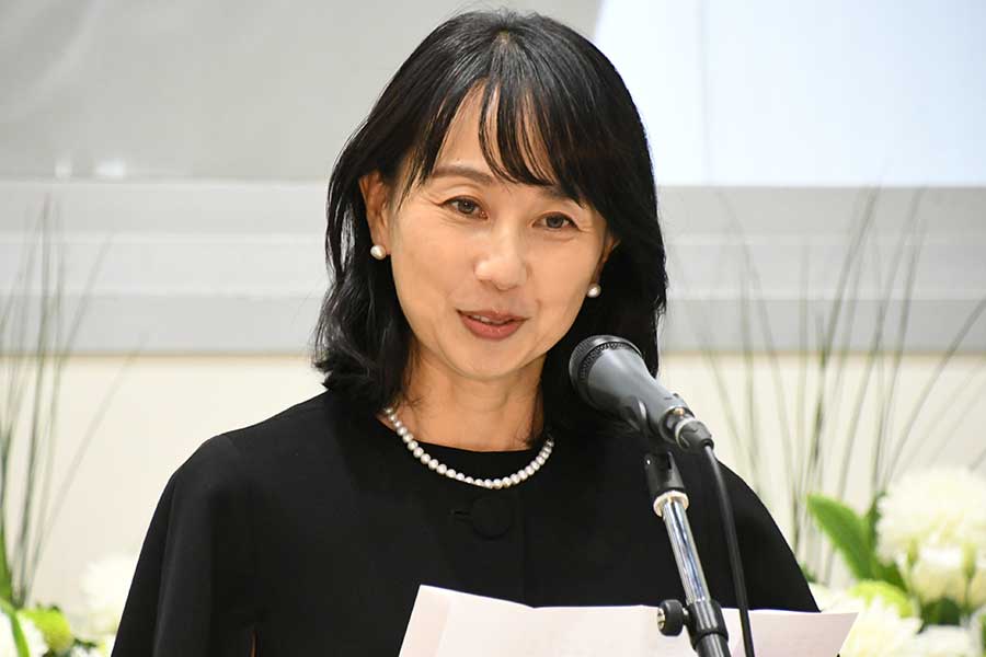 東尾理子、石田純一の都知事選出馬「ニュースで知った」　夫の棺には「靴下を入れたい」