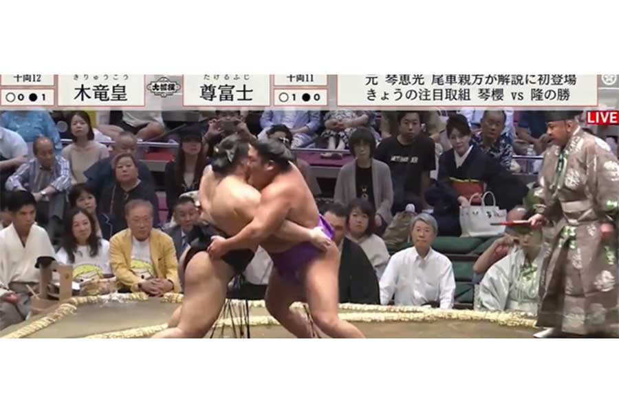 大相撲九月場所2日目も著名人が目撃された【写真：(C)AbemaTV, Inc.】