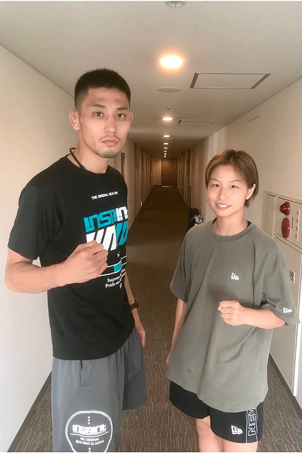 RIZIN.22計量時に撮影された神田コウヤ（左）と浅倉カンナ【写真：本人提供】